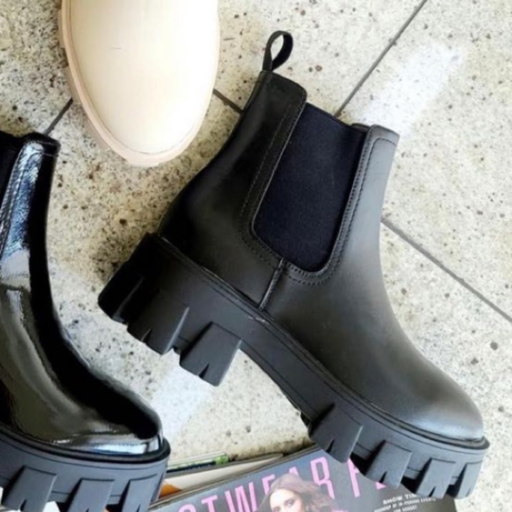 1 Left! Black Pu Slip On Chunky Sole Platform Gore Ankle Boots 10 - Picture 2 of 5